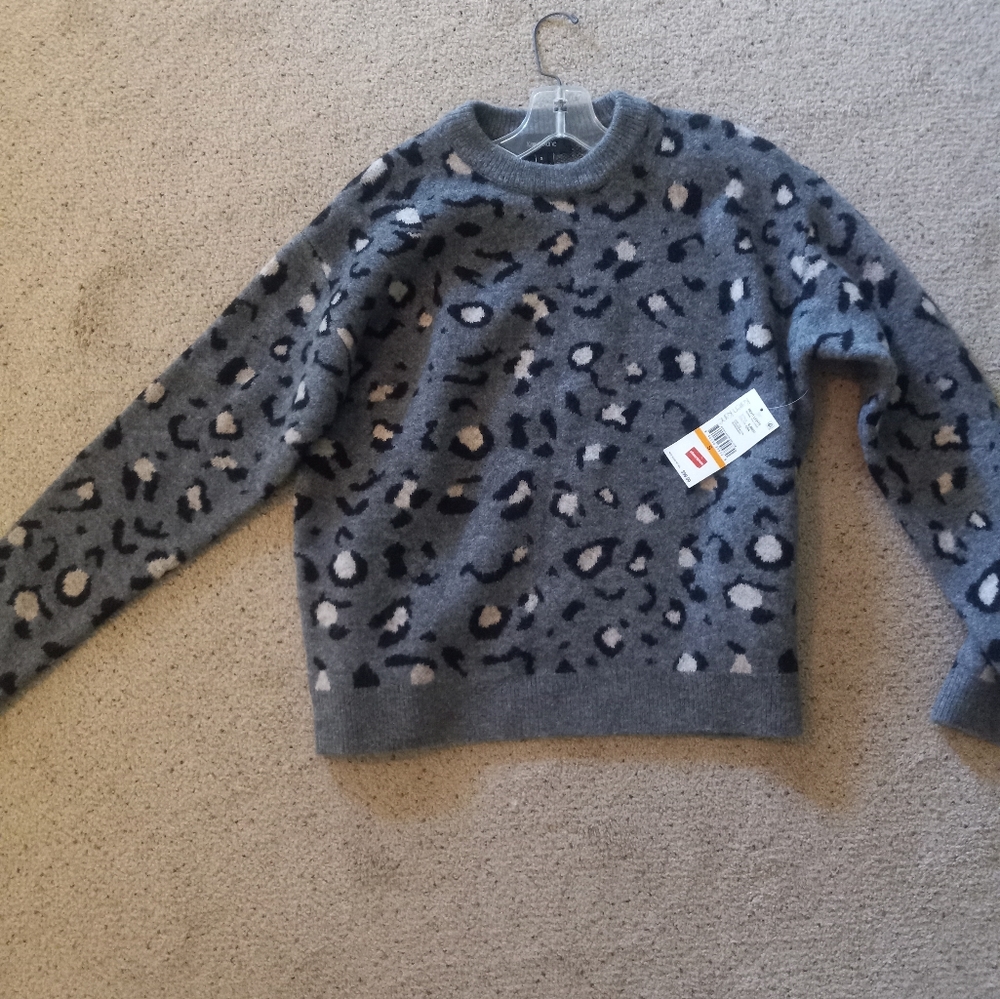 Karen Kane sweater